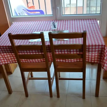 Guest & Homestay Edelweiss בית אירוח *