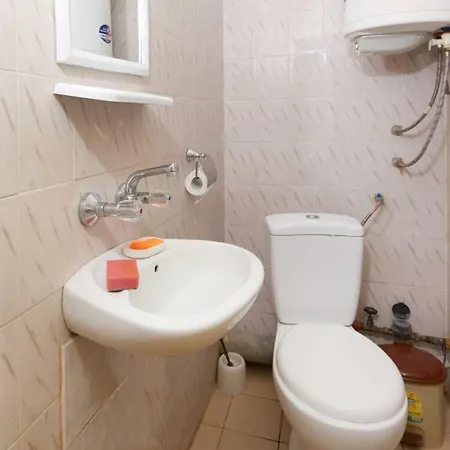 Guest & Homestay Edelweiss בית אירוח